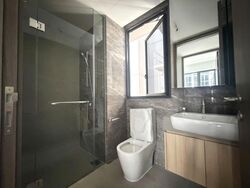 Lumina Grand (D23), Condominium #576487031